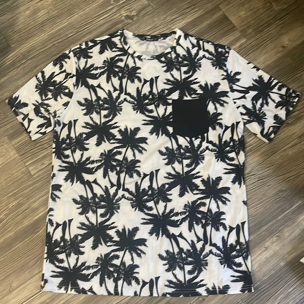 SHEIN men’s shirt large palm trees like new
